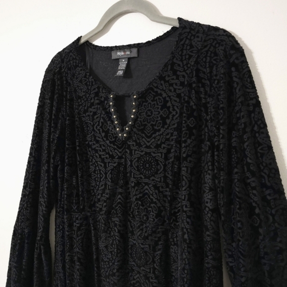 STYLE & CO Black Velvet Burnout Long Sleeve, Bell Sleeves, Witchy Whimsigoth, M - Picture 6 of 16